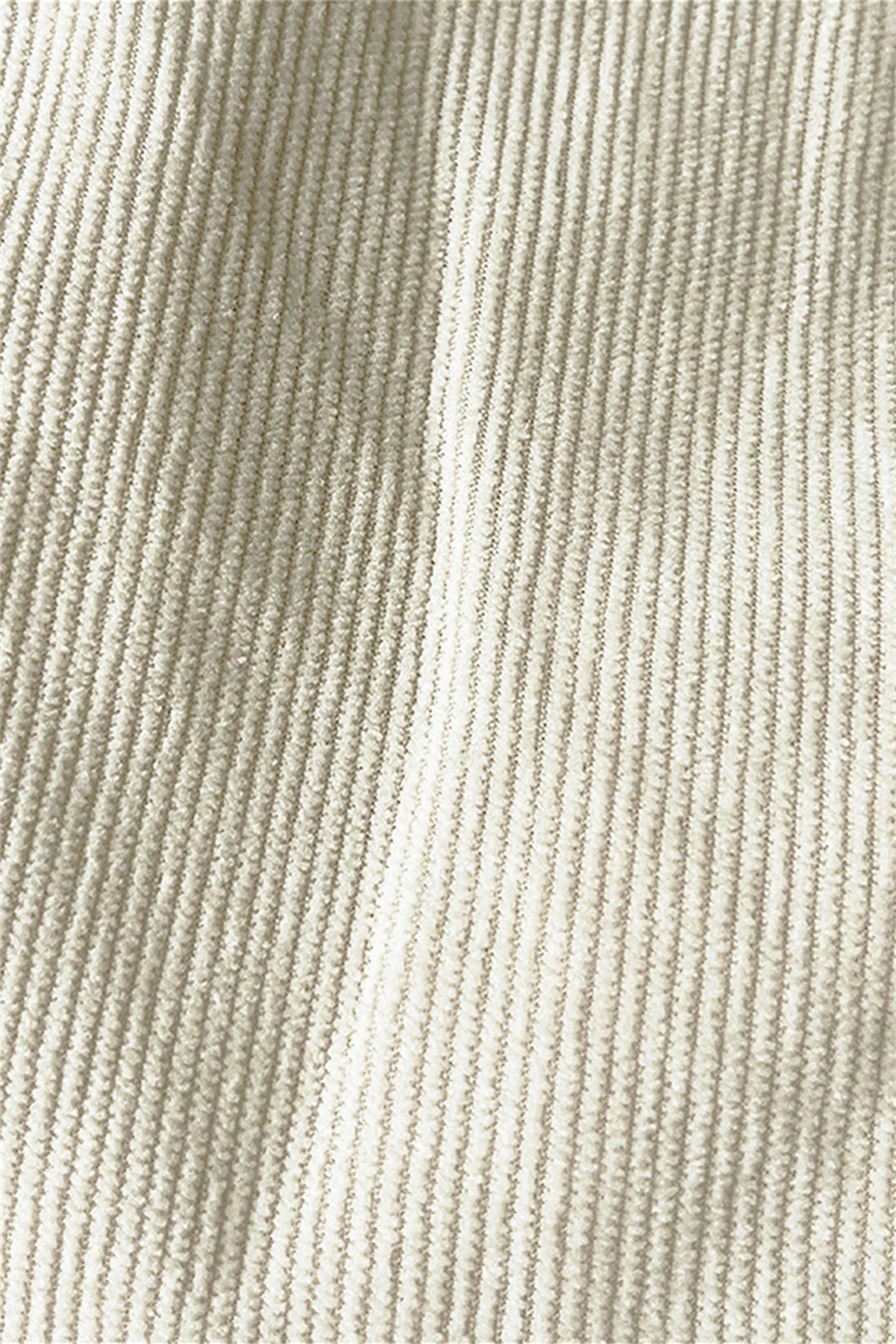 S3d80713f4b384f06a6c78ab2ec93ba9df.webp